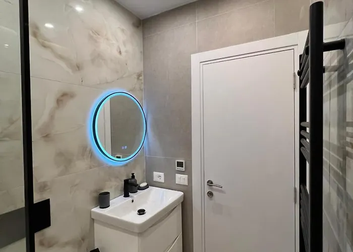 Apartament New In
